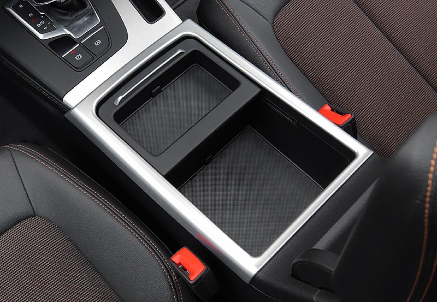 Mittelkonsole Armaturenbrett Veredelung Chrome Matt Geeignet Für Audi Q5 SQ5 FY Ab BJ.2108